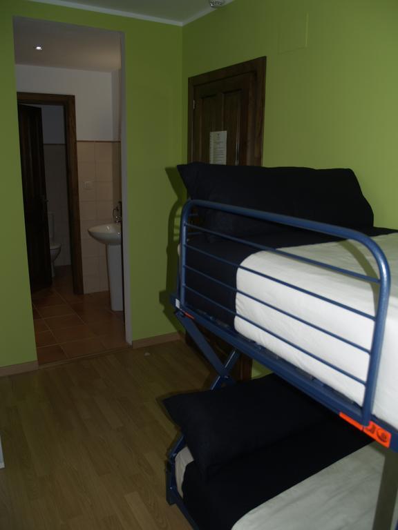 Albergue de Yebra Yebra de Basa Zimmer foto