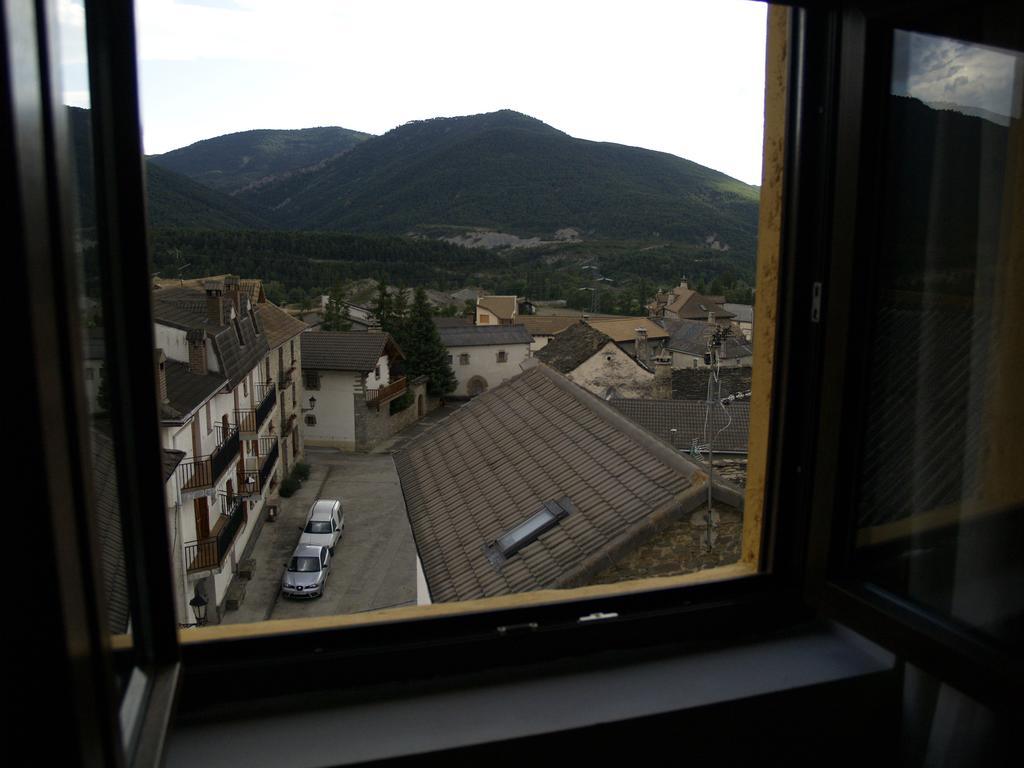 Albergue de Yebra Yebra de Basa Zimmer foto